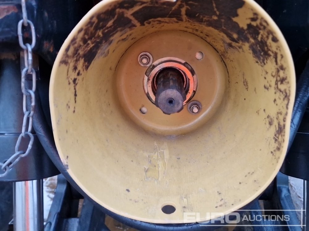 Tracteur agricole New Holland T6080: photos 15 Tracteur agricole New Holland T6080: photos 15