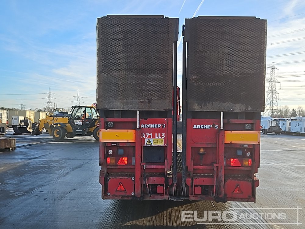 Nooteboom Tri Axle Step Frame Low Loader Trailer, Flip Tow Ramps - Semi-remorque surbaissé: photos 4 Nooteboom Tri Axle Step Frame Low Loader Trailer, Flip Tow Ramps - Semi-remorque surbaissé: photos 4