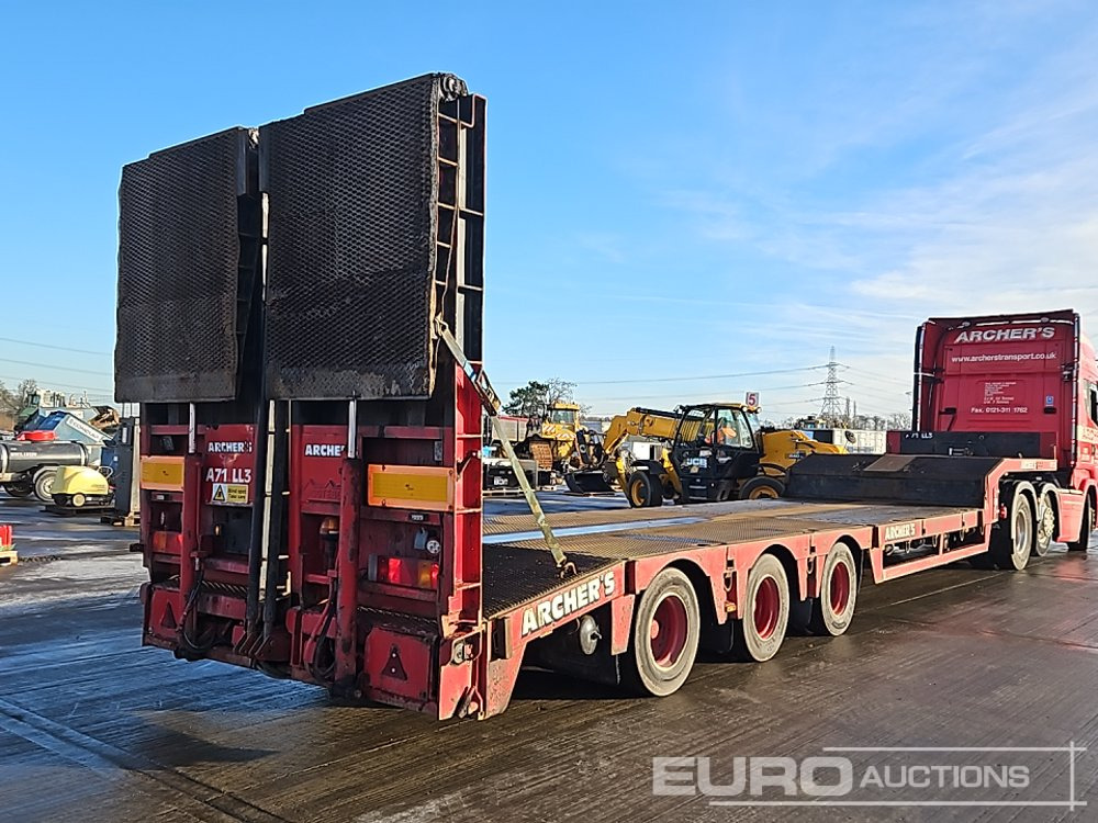 Nooteboom Tri Axle Step Frame Low Loader Trailer, Flip Tow Ramps - Semi-remorque surbaissé: photos 5 Nooteboom Tri Axle Step Frame Low Loader Trailer, Flip Tow Ramps - Semi-remorque surbaissé: photos 5