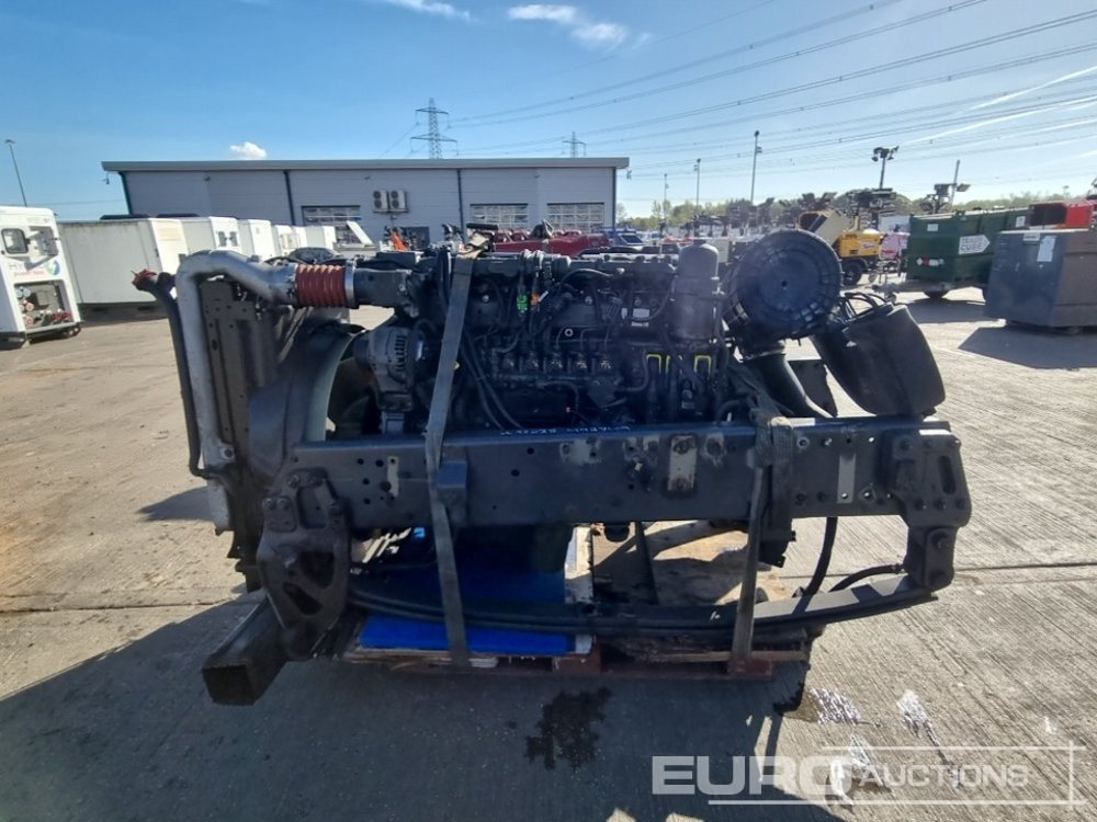 Paccar 6 Cylinder Engine - Moteur: photos 2 Paccar 6 Cylinder Engine - Moteur: photos 2