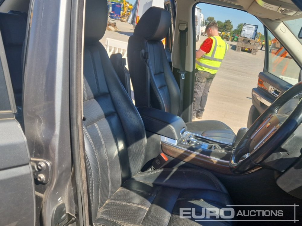 SUV Range Rover Sport HSE: photos 34