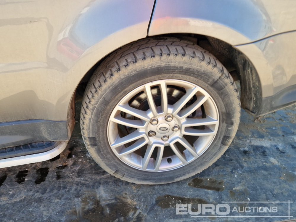 SUV Range Rover Sport HSE: photos 10