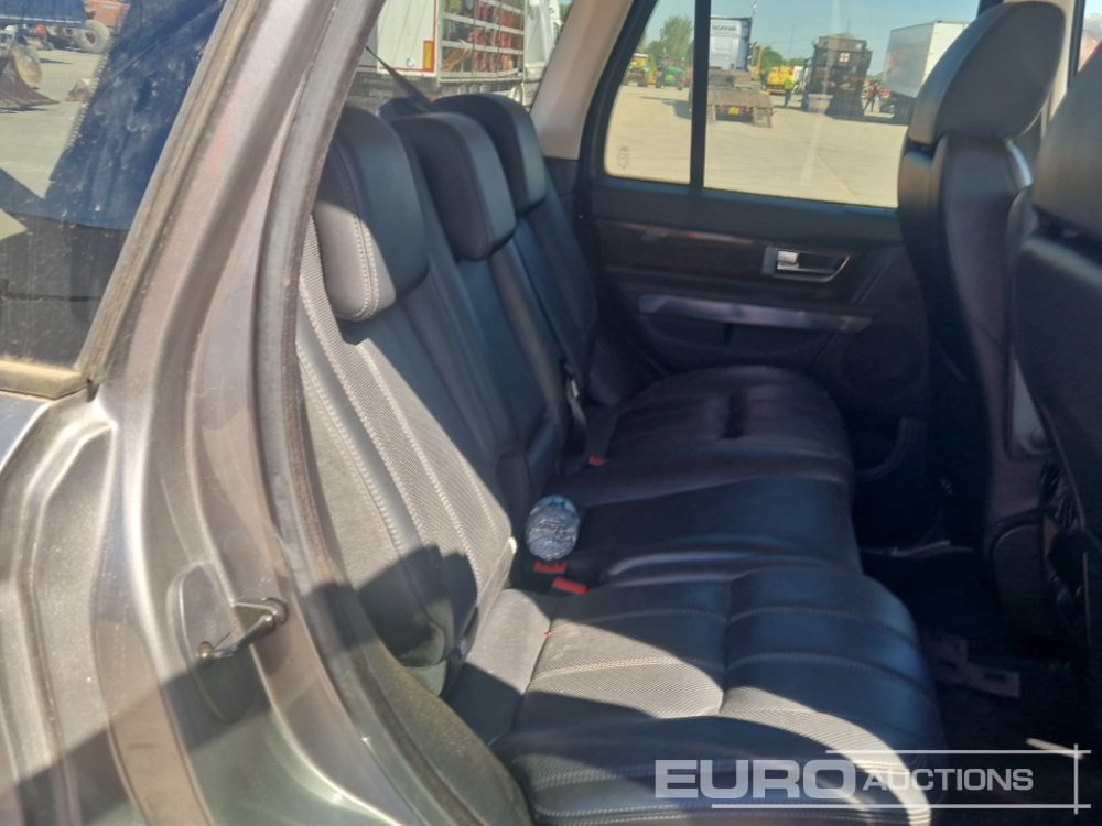SUV Range Rover Sport HSE: photos 23