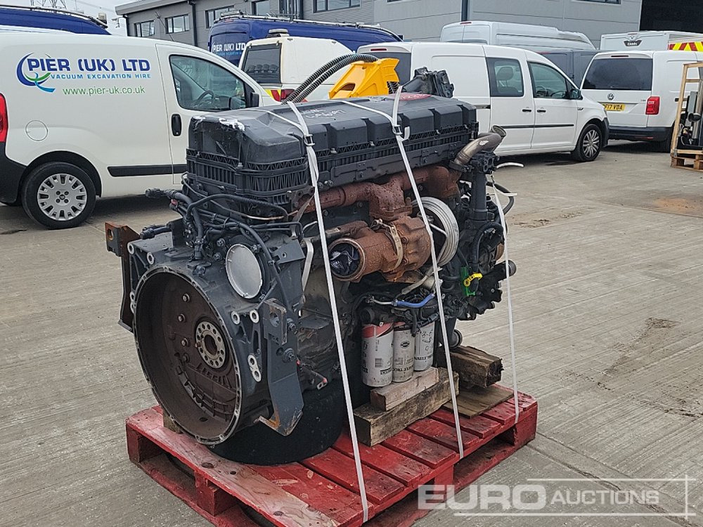 Renault 6 Cylinder Engine - Moteur: photos 5 Renault 6 Cylinder Engine - Moteur: photos 5