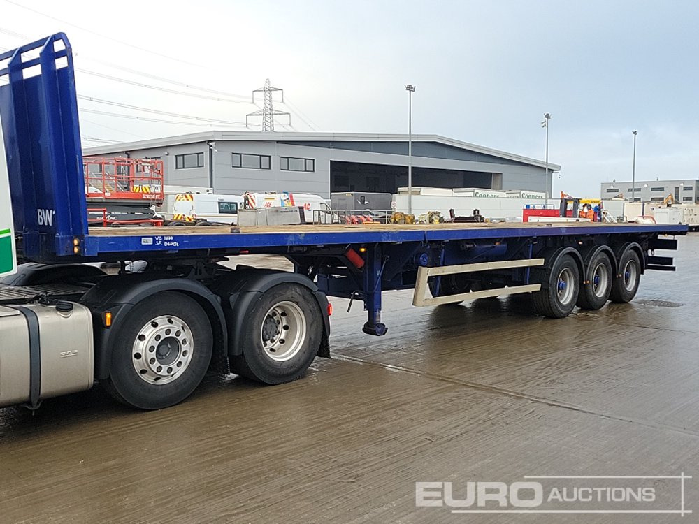 SDC Trailers Tri Axle Extendable Flatbed Trailer, Twist Locks - Semi-remorque plateau: photos 1 SDC Trailers Tri Axle Extendable Flatbed Trailer, Twist Locks - Semi-remorque plateau: photos 1
