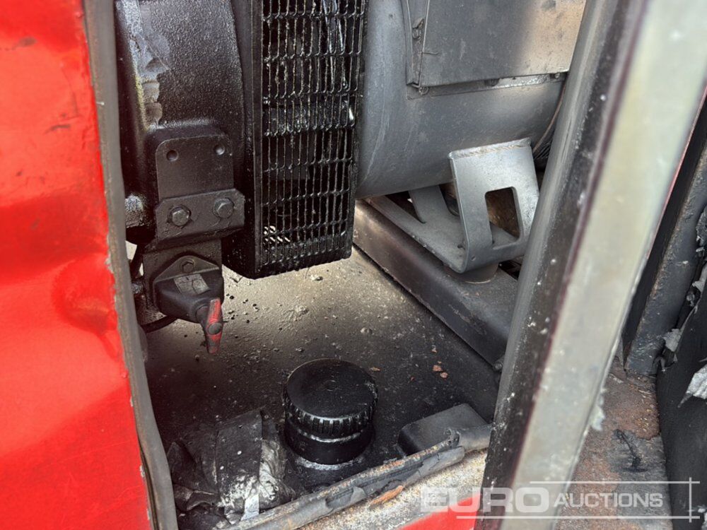 Groupe électrogène SDMO R110: photos 23 Groupe électrogène SDMO R110: photos 23