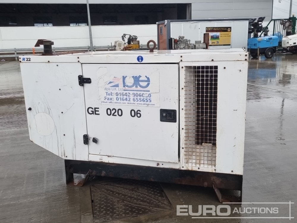 SDMO R22 - Groupe électrogène: photos 4 SDMO R22 - Groupe électrogène: photos 4