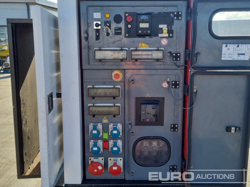 Groupe électrogène SDMO R220: photos 24