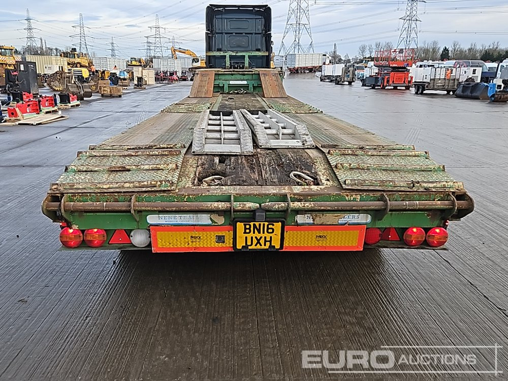 SM TRAILERS Tri Axle Extendable Stepframe Low Loader Trailer, Neck Ramps, Wheel Wells, Steel Ramps - Semi-remorque surbaissé: photos 4 SM TRAILERS Tri Axle Extendable Stepframe Low Loader Trailer, Neck Ramps, Wheel Wells, Steel Ramps - Semi-remorque surbaissé: photos 4