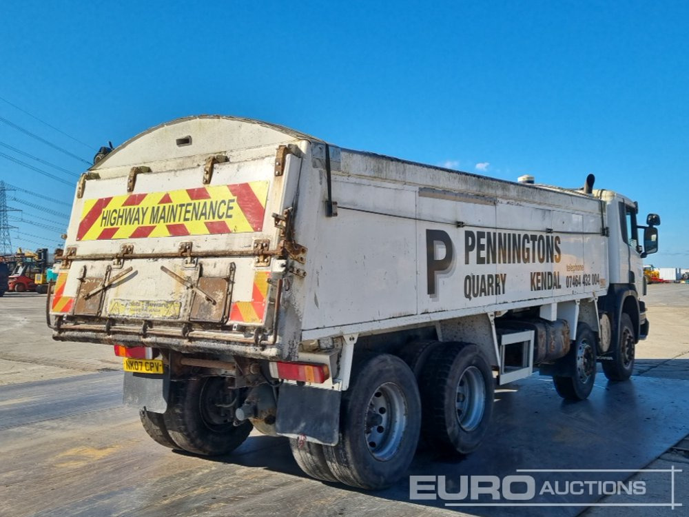 Scania P380 - Camion benne: photos 5 Scania P380 - Camion benne: photos 5