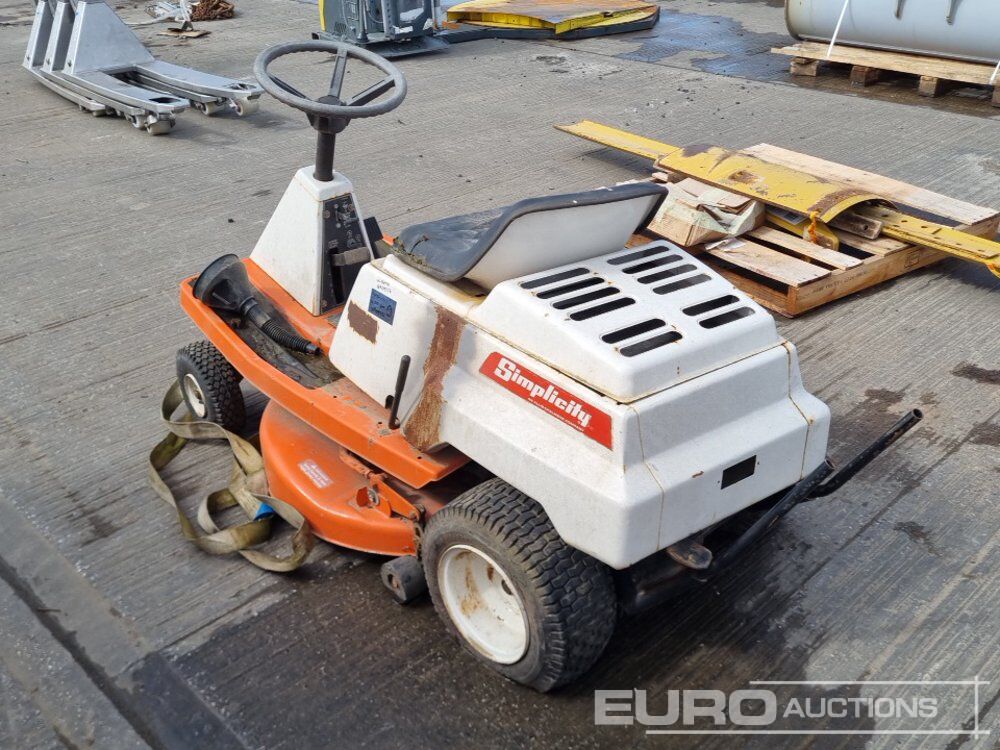 Simplicity Ride On Lawnmower - Motofaucheuse: photos 3 Simplicity Ride On Lawnmower - Motofaucheuse: photos 3
