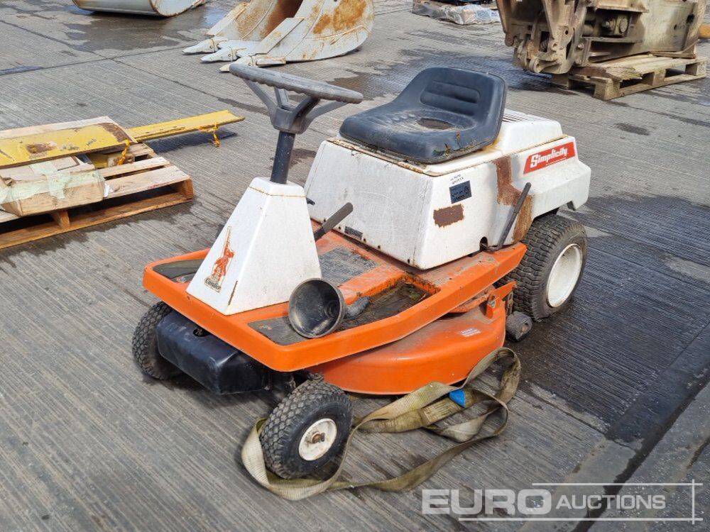 Simplicity Ride On Lawnmower - Motofaucheuse: photos 1 Simplicity Ride On Lawnmower - Motofaucheuse: photos 1