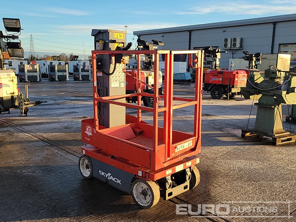 SkyJack SJ16 - Nacelle: photos 3 SkyJack SJ16 - Nacelle: photos 3