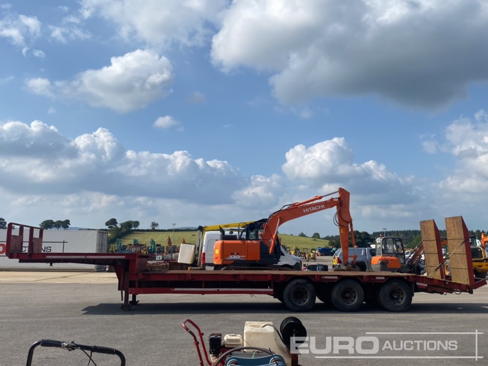 Soughan Tri Axle Stepframe Low Loader Trailer, Ramps (Green Licence Card Available) - Semi-remorque surbaissé: photos 2 Soughan Tri Axle Stepframe Low Loader Trailer, Ramps (Green Licence Card Available) - Semi-remorque surbaissé: photos 2