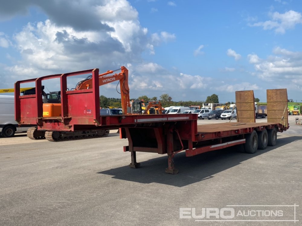 Soughan Tri Axle Stepframe Low Loader Trailer, Ramps (Green Licence Card Available) - Semi-remorque surbaissé: photos 1 Soughan Tri Axle Stepframe Low Loader Trailer, Ramps (Green Licence Card Available) - Semi-remorque surbaissé: photos 1