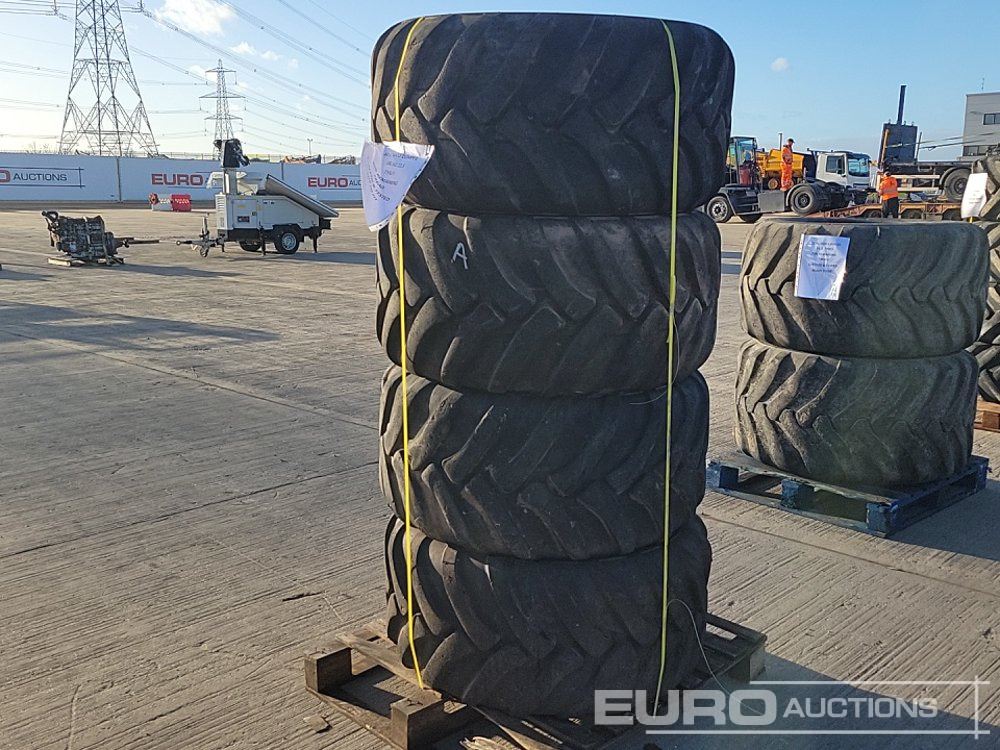 Starco 500/60-22.5 Tyre (4 of) - Pneu: photos 1 Starco 500/60-22.5 Tyre (4 of) - Pneu: photos 1