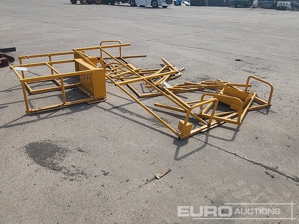 Steel Safety Rails - L'équipement de construction: photos 3 Steel Safety Rails - L'équipement de construction: photos 3