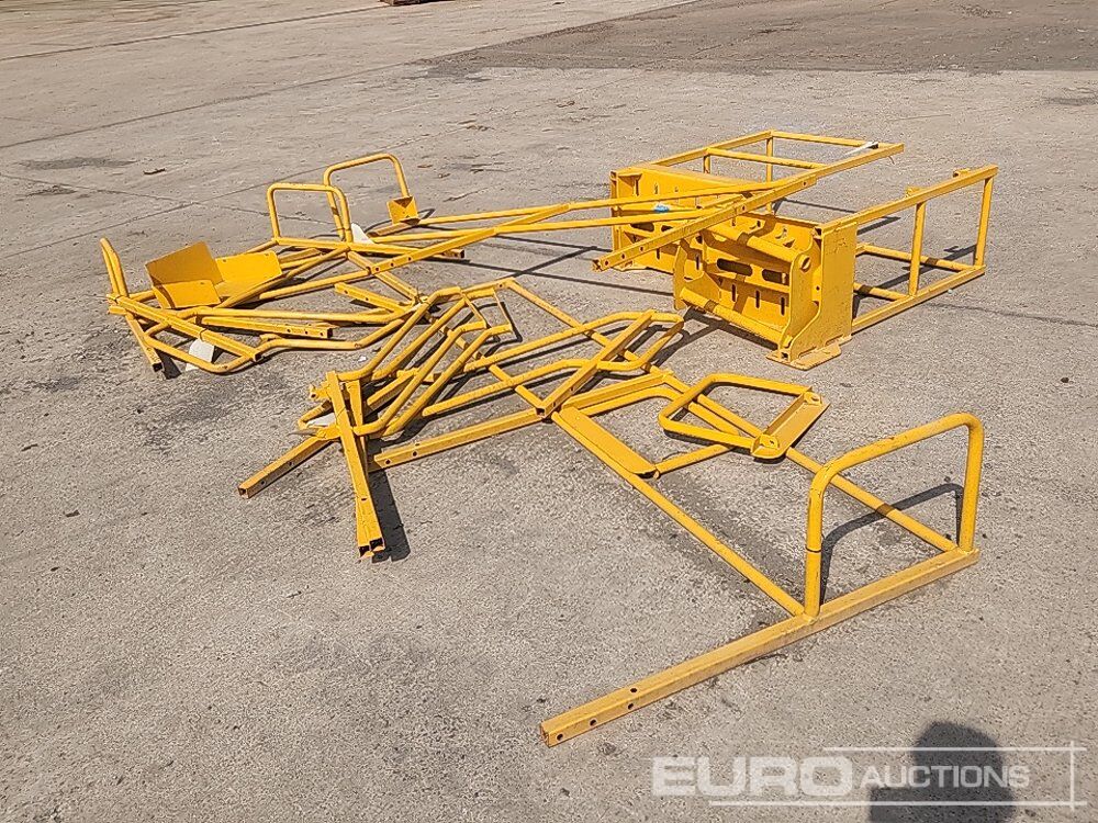 Steel Safety Rails - L'équipement de construction: photos 1 Steel Safety Rails - L'équipement de construction: photos 1