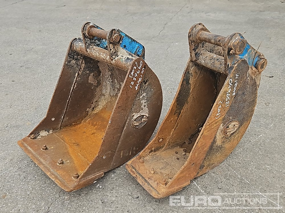 Strickland 24", 12" Digging Bucket 45mm Pin to suit 4-6 Ton Excavator - Godet: photos 1 Strickland 24", 12" Digging Bucket 45mm Pin to suit 4-6 Ton Excavator - Godet: photos 1