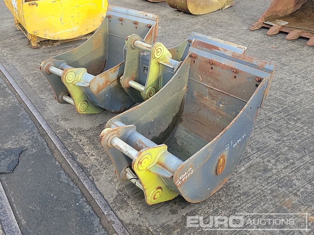 Strickland 24", 24", 24" Digging Bucket 50mm Pin to suit 6-8 Ton Excavator - Godet: photos 5 Strickland 24", 24", 24" Digging Bucket 50mm Pin to suit 6-8 Ton Excavator - Godet: photos 5