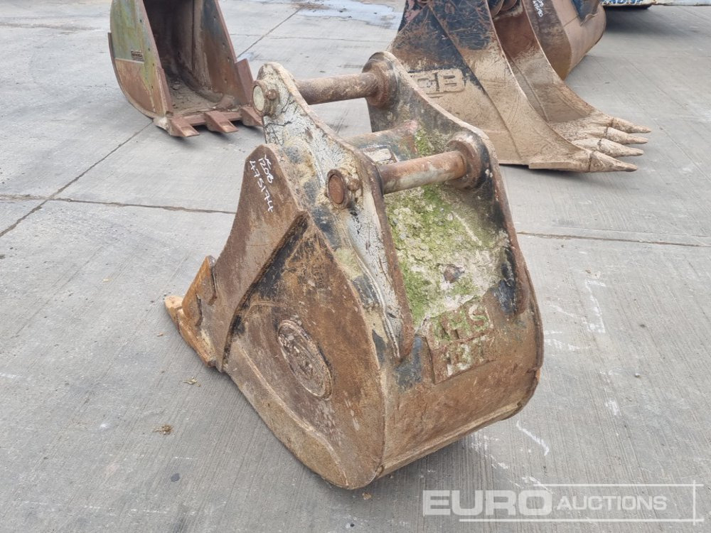 Strickland 24" Digging Bucket 65mm Pin to suit 13 Ton Excavator - Godet: photos 3 Strickland 24" Digging Bucket 65mm Pin to suit 13 Ton Excavator - Godet: photos 3