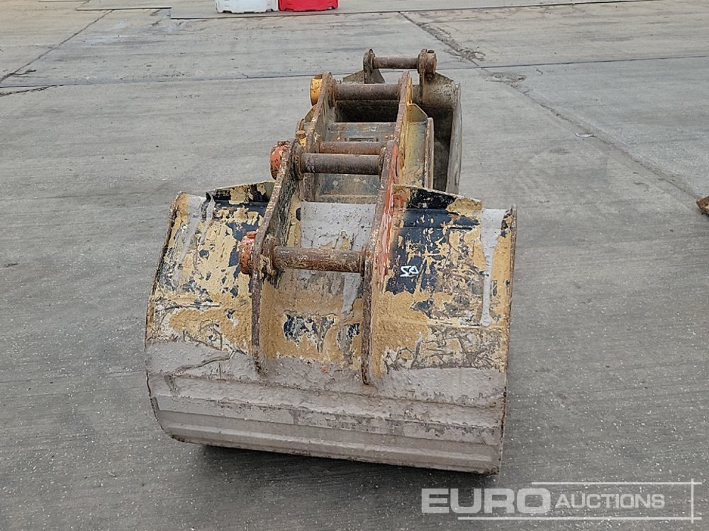 Strickland 36", 24", 18" Digging Bucket 50mm Pin to suit 6-8 Ton Excavator - Godet: photos 4 Strickland 36", 24", 18" Digging Bucket 50mm Pin to suit 6-8 Ton Excavator - Godet: photos 4