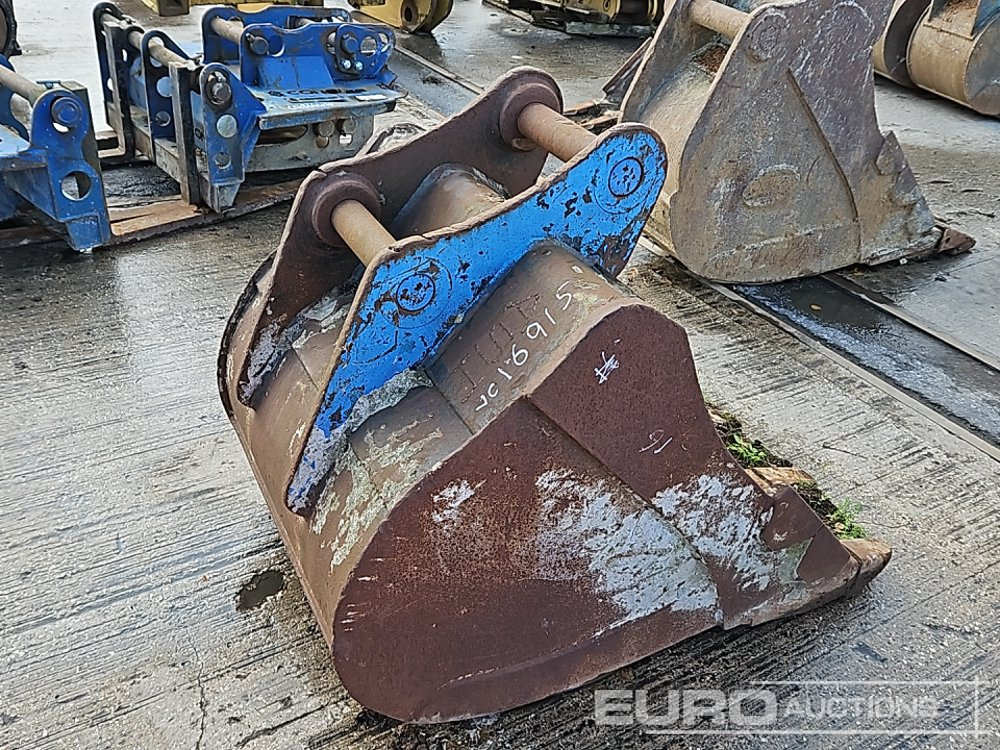 Strickland 36" Digging Bucket 65mm Pin to suit 13 Ton Excavator - Godet: photos 5 Strickland 36" Digging Bucket 65mm Pin to suit 13 Ton Excavator - Godet: photos 5