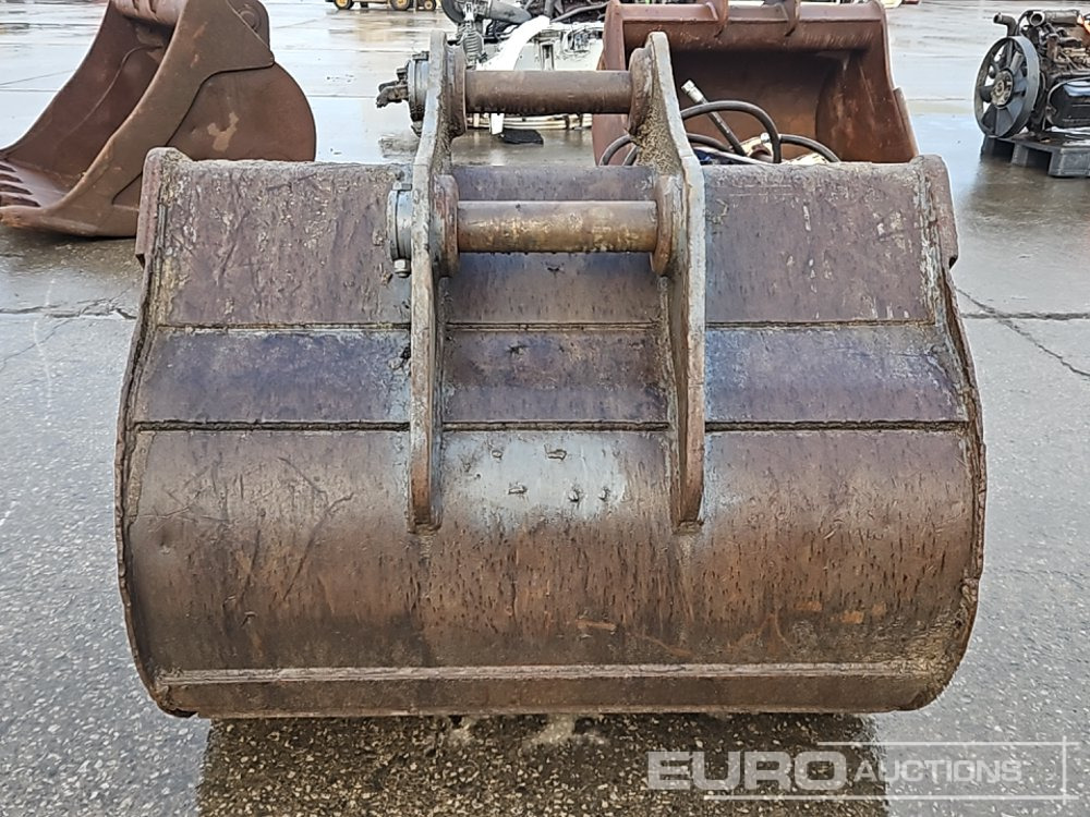 Strickland 48" Digging Bucket 65mm Pin to suit 13 Ton Excavator - Godet: photos 4 Strickland 48" Digging Bucket 65mm Pin to suit 13 Ton Excavator - Godet: photos 4