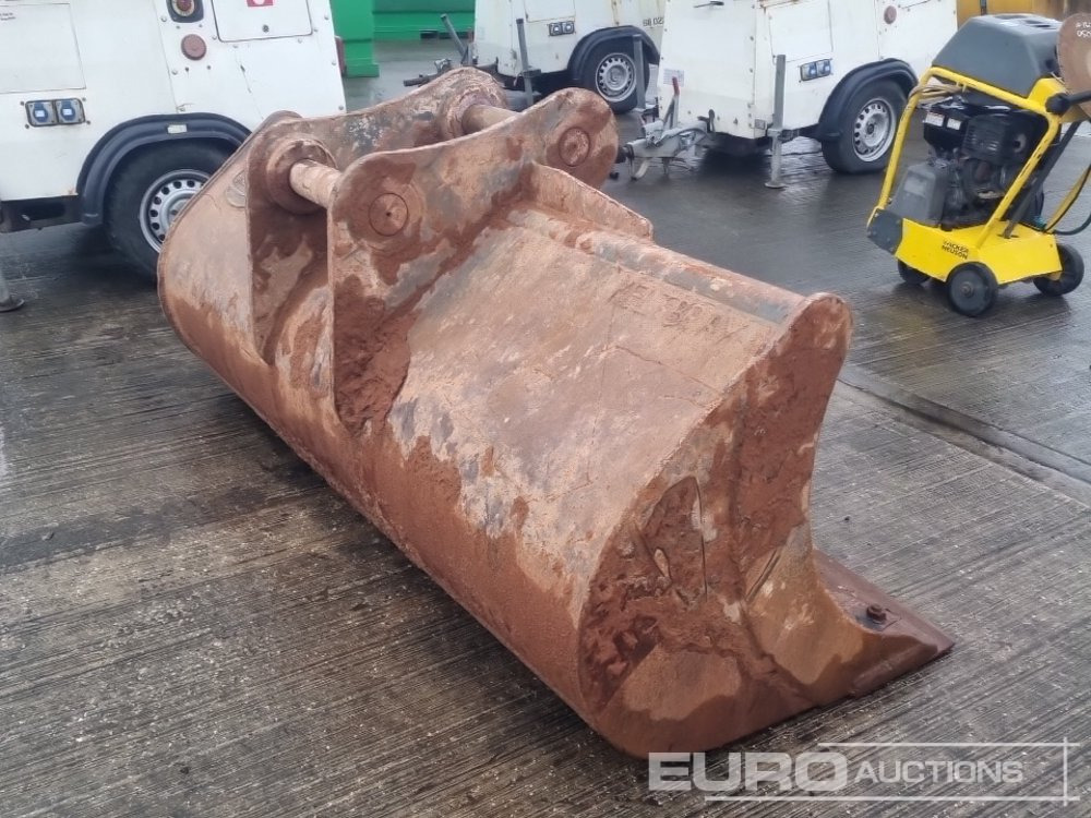 Strickland 84" Ditching Bucket 80mm Pin to suit 20 Ton Excavator - Godet: photos 5 Strickland 84" Ditching Bucket 80mm Pin to suit 20 Ton Excavator - Godet: photos 5