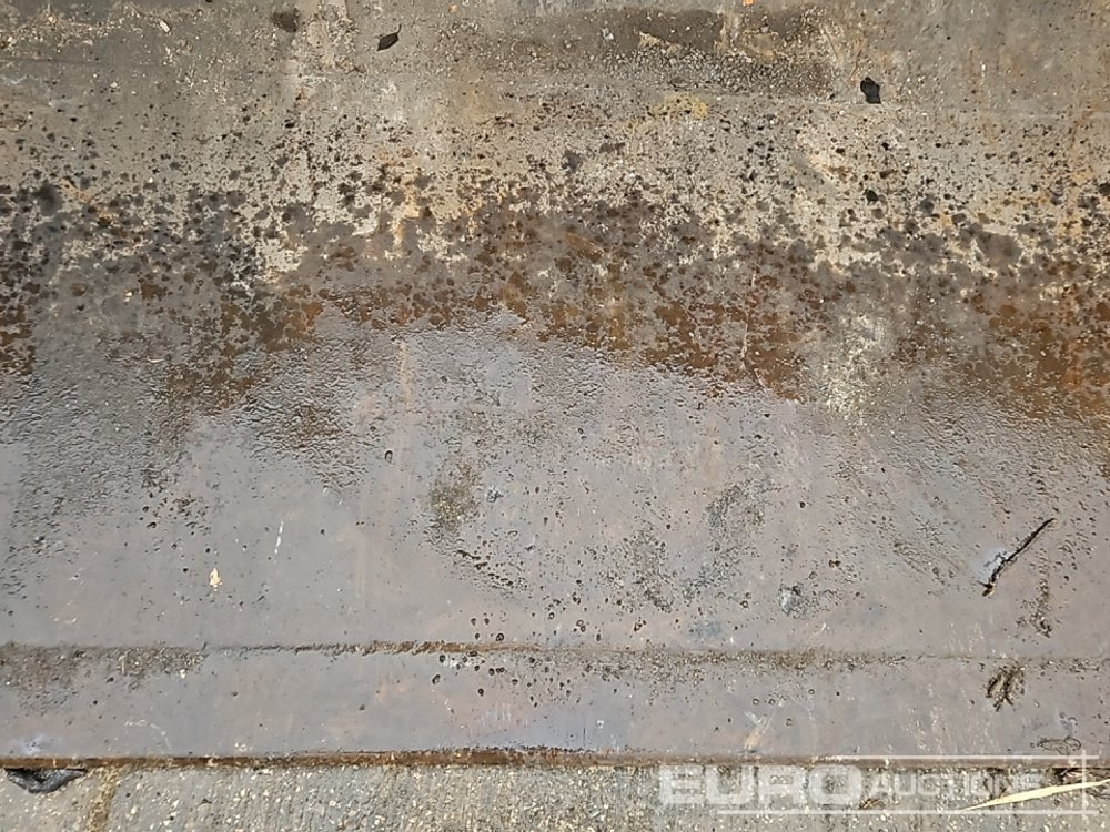 Godet Strimech 90" Loading Bucket to suit Telehandler: photos 10