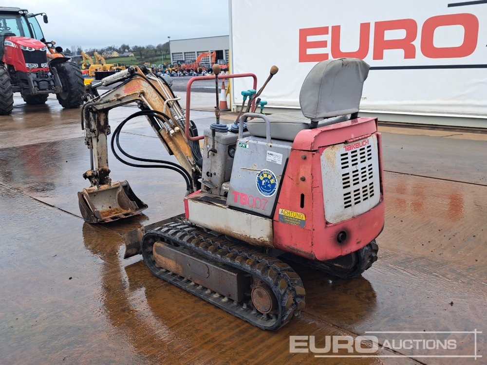 Takeuchi TB007 - Mini pelle: photos 3 Takeuchi TB007 - Mini pelle: photos 3