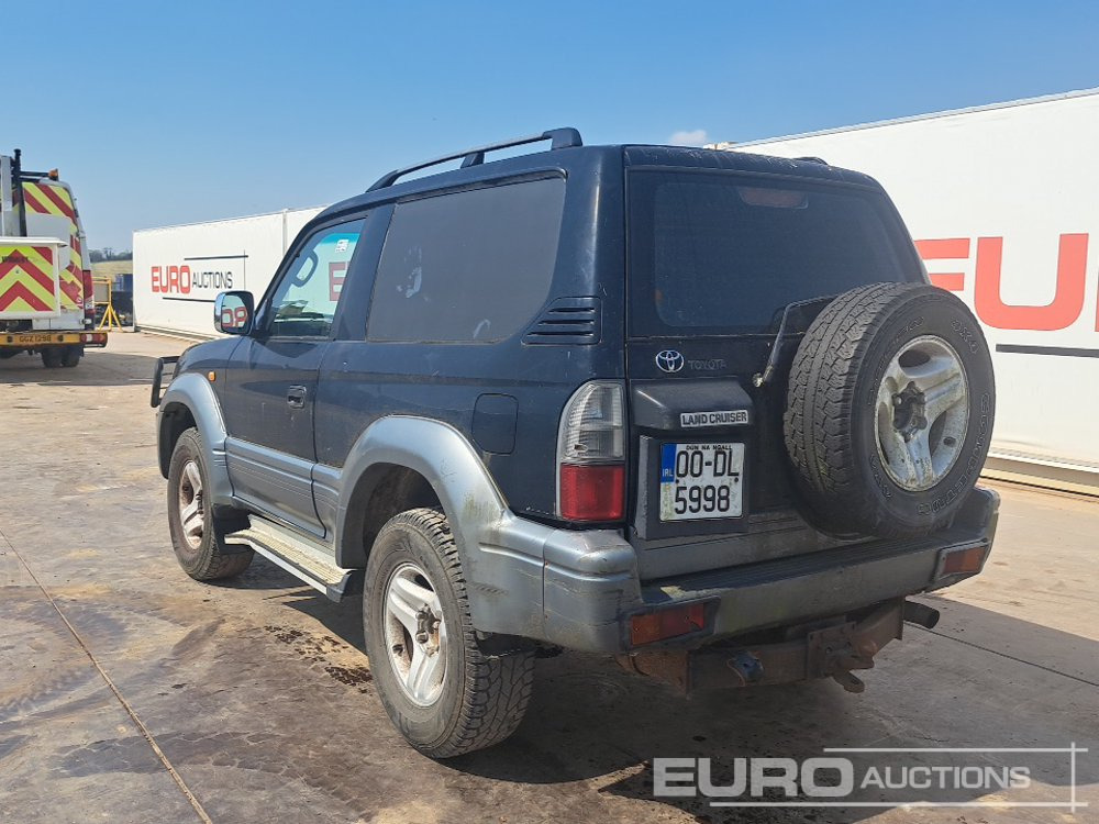 Toyota Land Cruiser - SUV: photos 3 Toyota Land Cruiser - SUV: photos 3