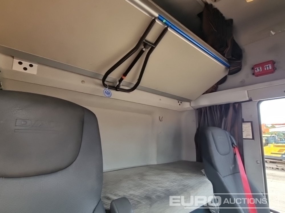 Tracteur routier 2020 DAF CF450: photos 31