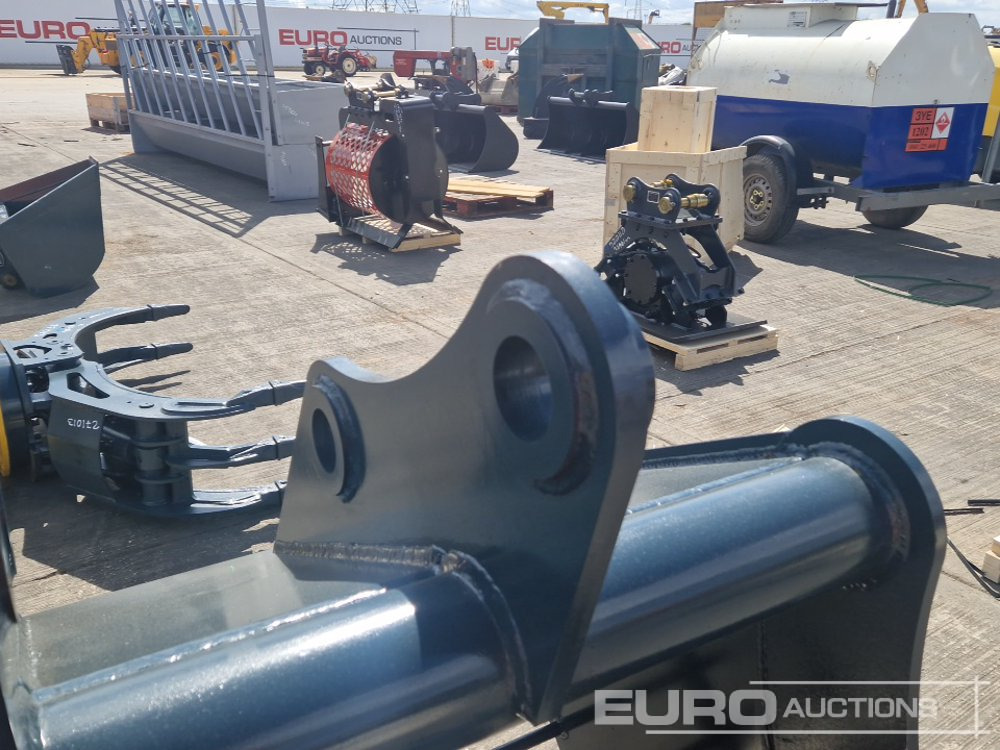 Godet neuf Unused 2025 KBKC 48" Riddle Bucket 65mm Pin to suit 13 Ton Excavator: photos 10