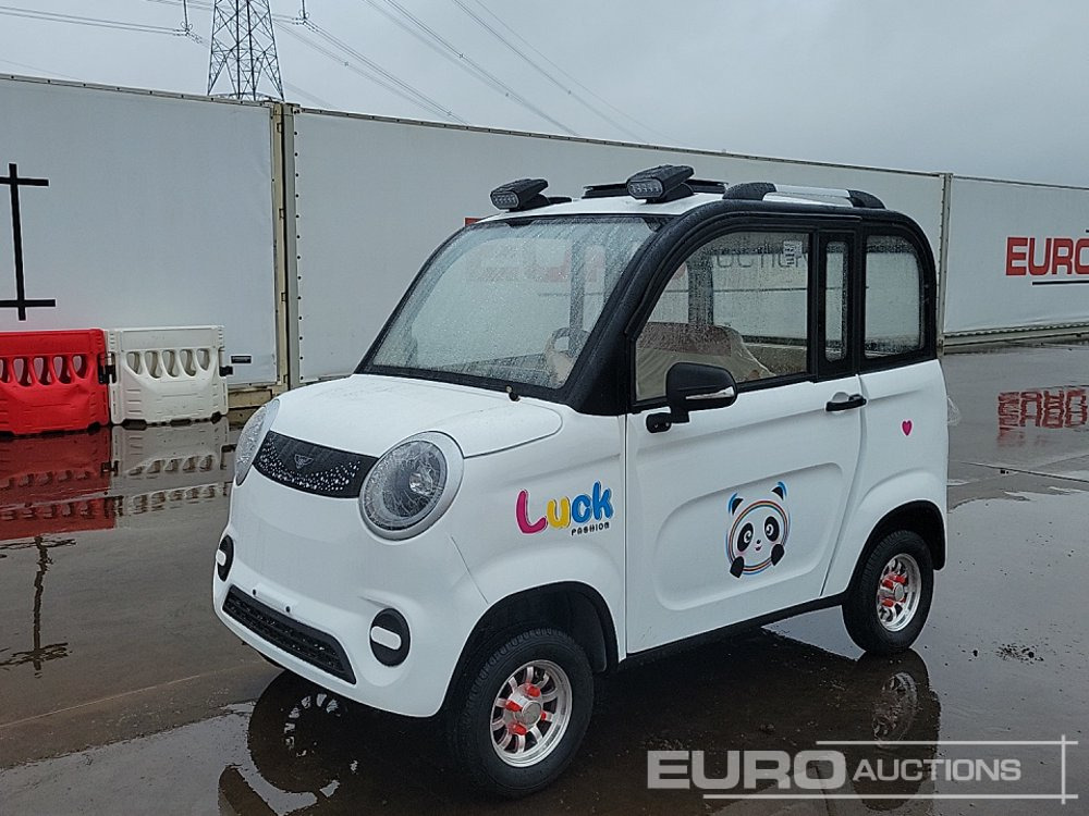 Unused 2025 Pengli Brand Electric 4 Seater Vehicle, Reverse Camera - Voiturette de golf: photos 1 Unused 2025 Pengli Brand Electric 4 Seater Vehicle, Reverse Camera - Voiturette de golf: photos 1