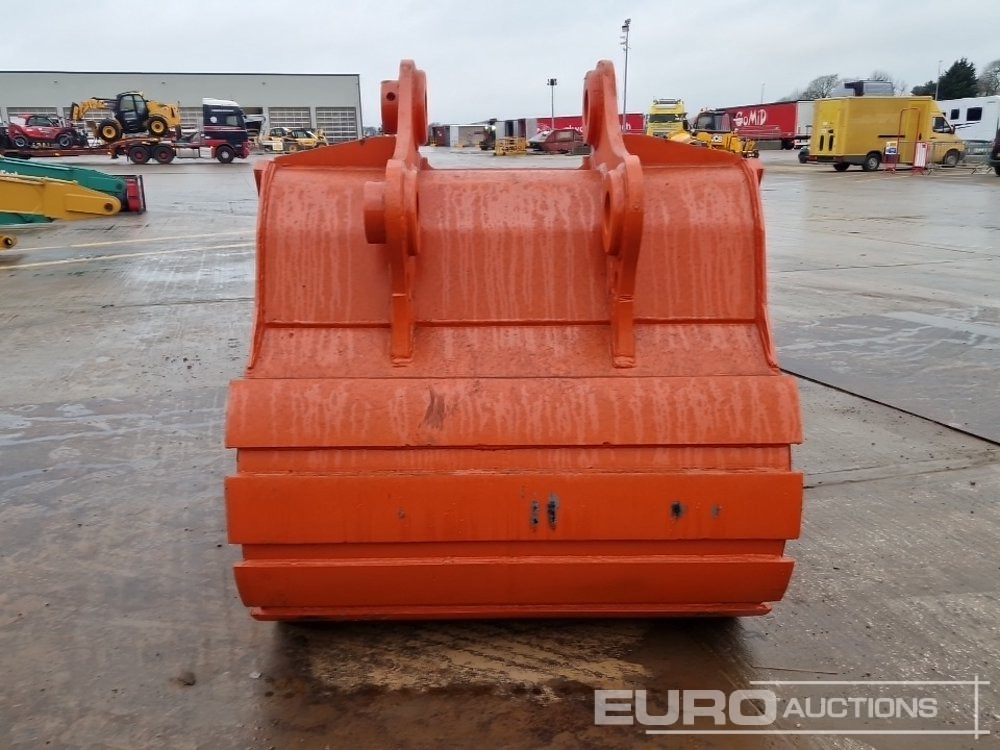 Unused 52" Digging Bucket 90mm Pin to suit 30 Ton Excavator - Godet: photos 4 Unused 52" Digging Bucket 90mm Pin to suit 30 Ton Excavator - Godet: photos 4