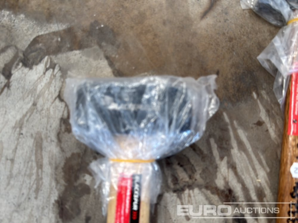 Unused Blackspur Tacking Hammer, Wedge Hammer, Wood Mallet (3 of) - Équipement de garage: photos 2 Unused Blackspur Tacking Hammer, Wedge Hammer, Wood Mallet (3 of) - Équipement de garage: photos 2