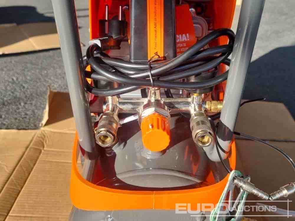 Unused Daewoo DAAC24DN 24 Litre 230 Volt Compressor (2 of) - Compresseur d'air: photos 5 Unused Daewoo DAAC24DN 24 Litre 230 Volt Compressor (2 of) - Compresseur d'air: photos 5