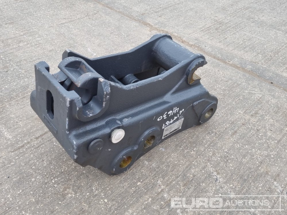 Unused Miller Manual QH 45mm Pin to suit 4-6 Ton Excavator - Attache rapide: photos 1 Unused Miller Manual QH 45mm Pin to suit 4-6 Ton Excavator - Attache rapide: photos 1