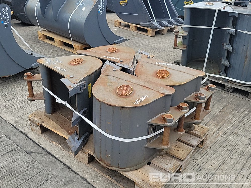 Unused Strickland 18", 18", 18", 18" Digging Bucket 35mm to suit Mini Excavator - Godet: photos 1 Unused Strickland 18", 18", 18", 18" Digging Bucket 35mm to suit Mini Excavator - Godet: photos 1