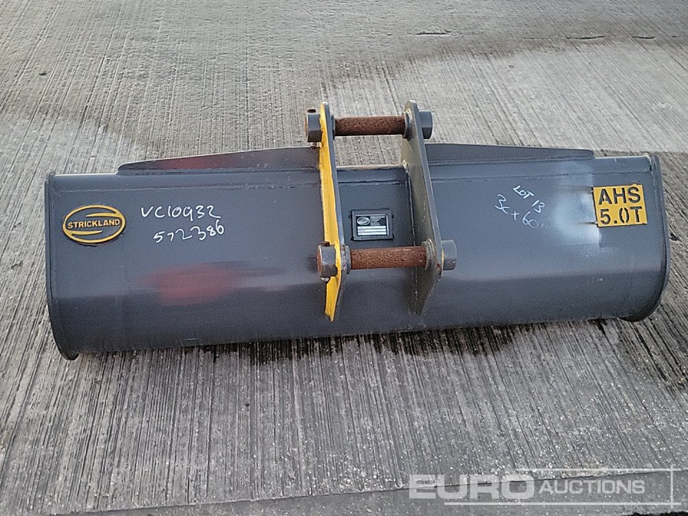 Unused Strickland 60" Ditching Bucket 45mm Pin to suit 4-6 Ton Excavator - Godet: photos 4 Unused Strickland 60" Ditching Bucket 45mm Pin to suit 4-6 Ton Excavator - Godet: photos 4