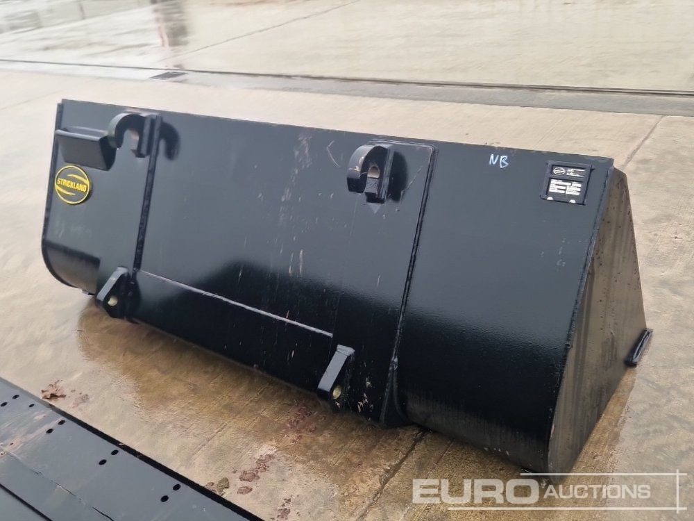Unused Strickland 90" Loading Bucket to suit JCB Telehandler - Godet: photos 3 Unused Strickland 90" Loading Bucket to suit JCB Telehandler - Godet: photos 3