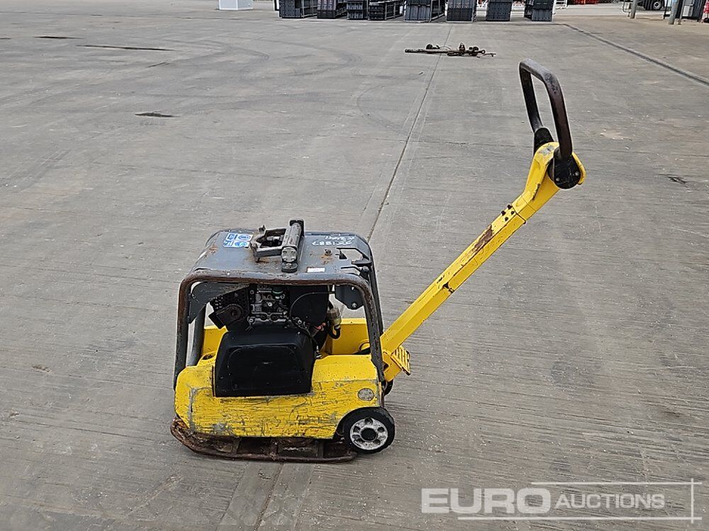 Wacker Neuson Diesel Compaction Plate, Hatz Engine - Travaux routiers: photos 2 Wacker Neuson Diesel Compaction Plate, Hatz Engine - Travaux routiers: photos 2