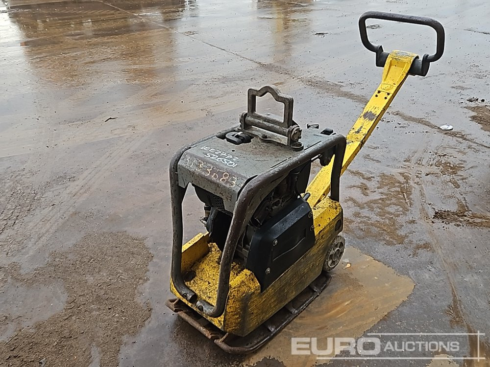 Wacker Neuson Diesel Compaction Plate - Travaux routiers: photos 1 Wacker Neuson Diesel Compaction Plate - Travaux routiers: photos 1