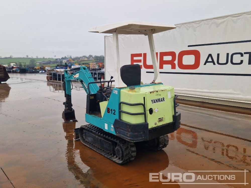 Yanmar B12 - Mini pelle: photos 3 Yanmar B12 - Mini pelle: photos 3