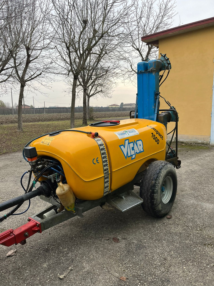 Atomizzatore usato Vicar ATV 15.470.M10 - Pulvérisateur traîné: photos 1 Atomizzatore usato Vicar ATV 15.470.M10 - Pulvérisateur traîné: photos 1
