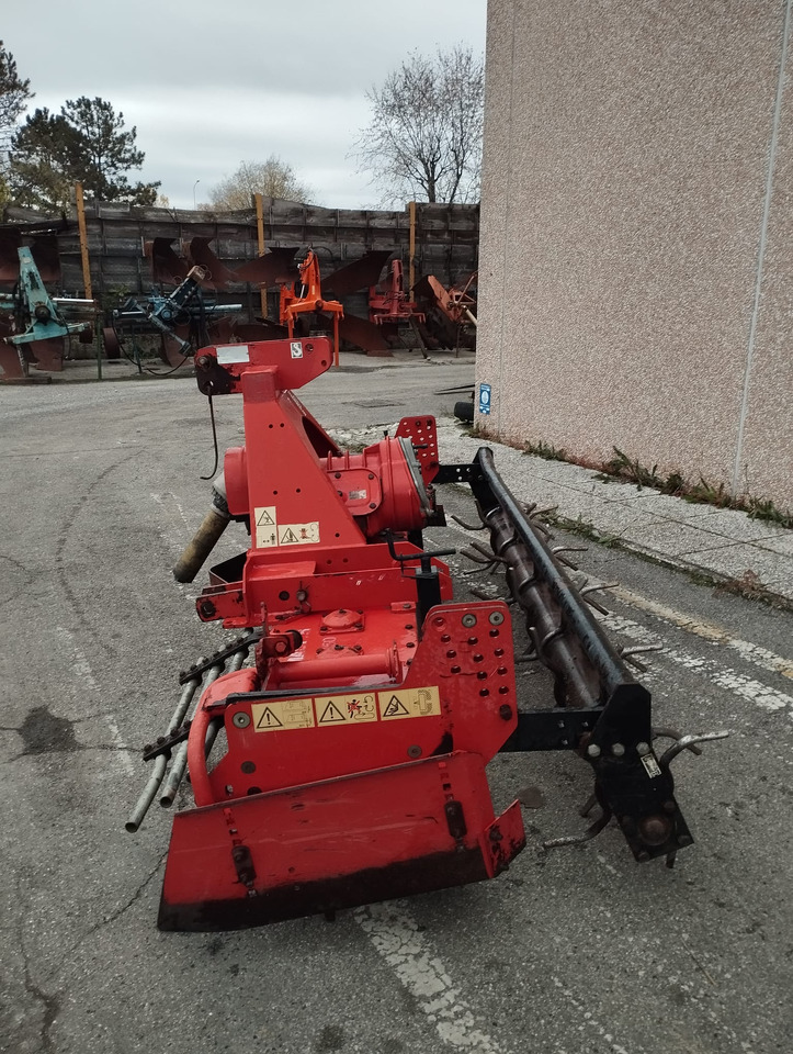 Erpice rotante usato Feraboli M250 - Herse rotative: photos 3 Erpice rotante usato Feraboli M250 - Herse rotative: photos 3