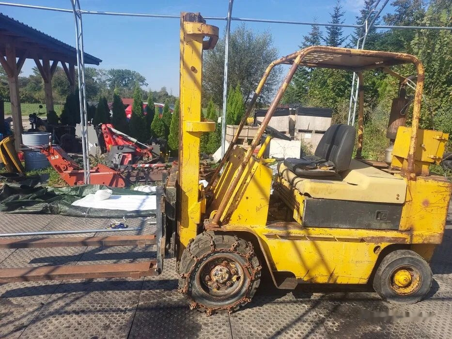 Caterpillar V60B - Chariot élévateur diesel: photos 3 Caterpillar V60B - Chariot élévateur diesel: photos 3