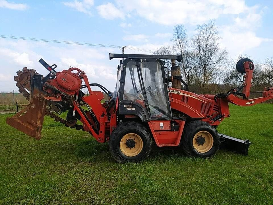 Trancheuse Ditch-Witch Zahn R300: photos 12 Trancheuse Ditch-Witch Zahn R300: photos 12