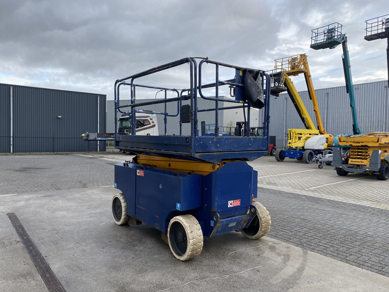 Iteco IT12151, Schaar hoogwerker, 14 meter - Nacelle: photos 4 Iteco IT12151, Schaar hoogwerker, 14 meter - Nacelle: photos 4